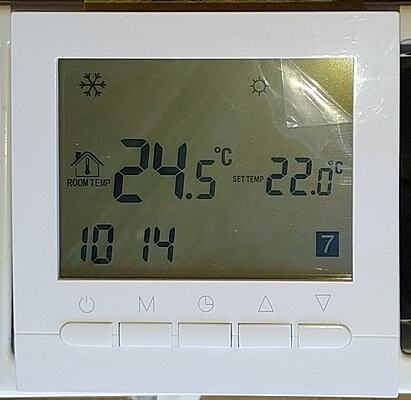 Комнатный термостат программируемый с дисплеем из Китая